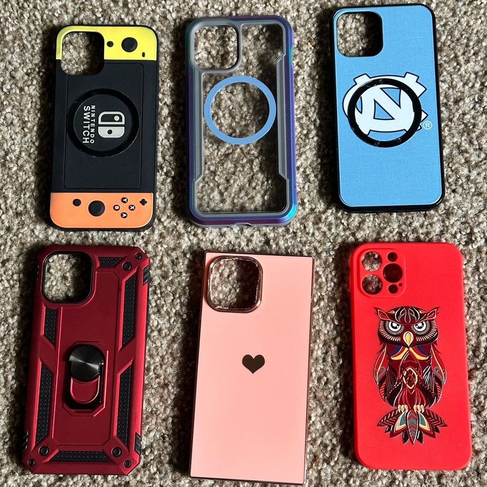Lot of IPhone 12 Pro Max Cases